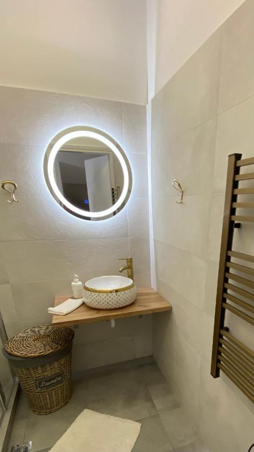 Patras Golden Suite Εξωτερικό φωτογραφία